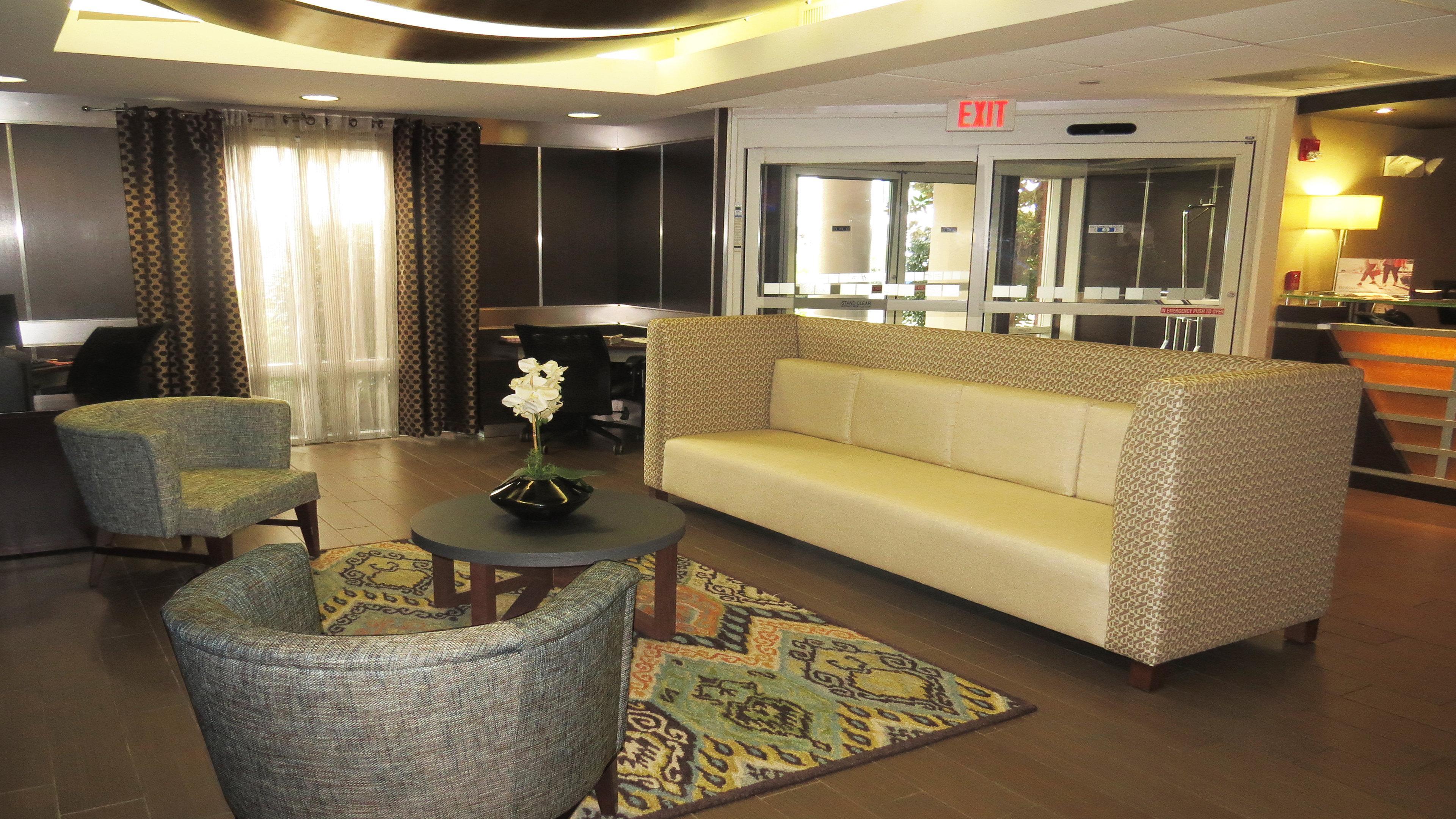 Holiday Inn Express & Suites - Oxford By Ihg Экстерьер фото